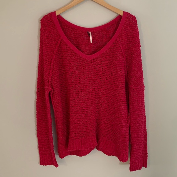 Free People Shaggy Bear Songbird Loose Knit Oversized Sweater Medium Fuchsia - Picture 2 of 11